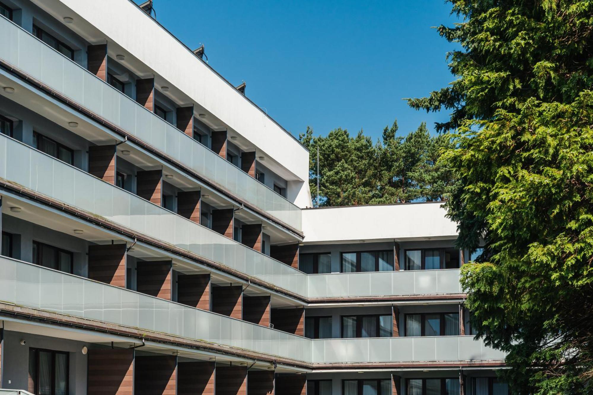 Hotel Osrodek Delfin Rewita à Jurata Extérieur photo